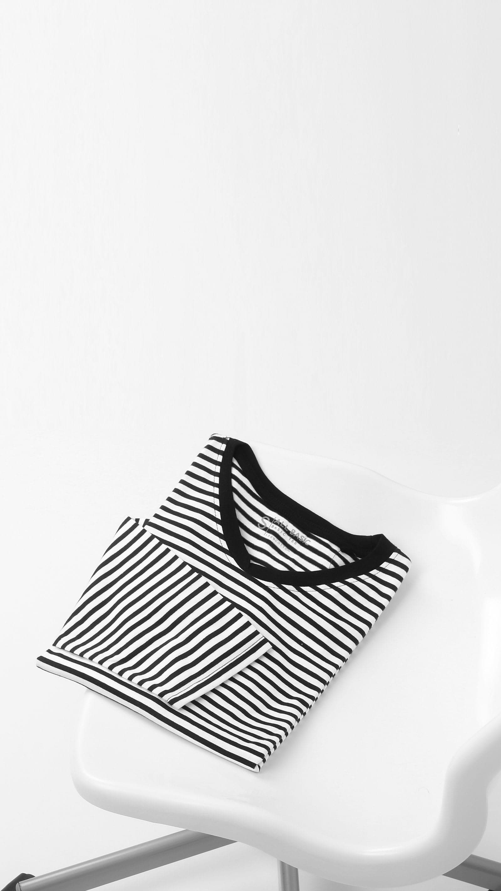 Monochrome Stripe Tee in Black / White Stripe