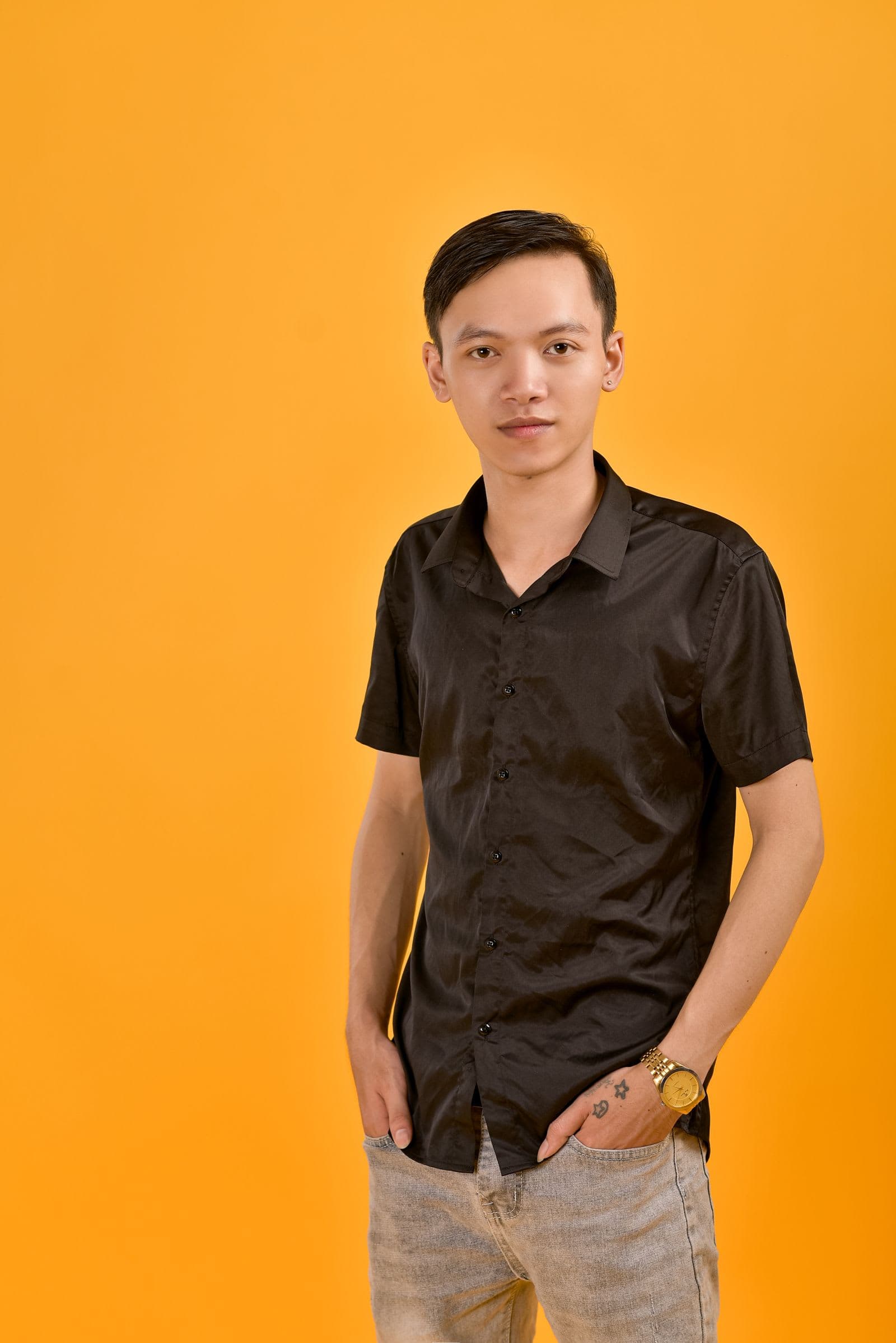 Camp Collar Short Sleeve Shirt in Black, view 2