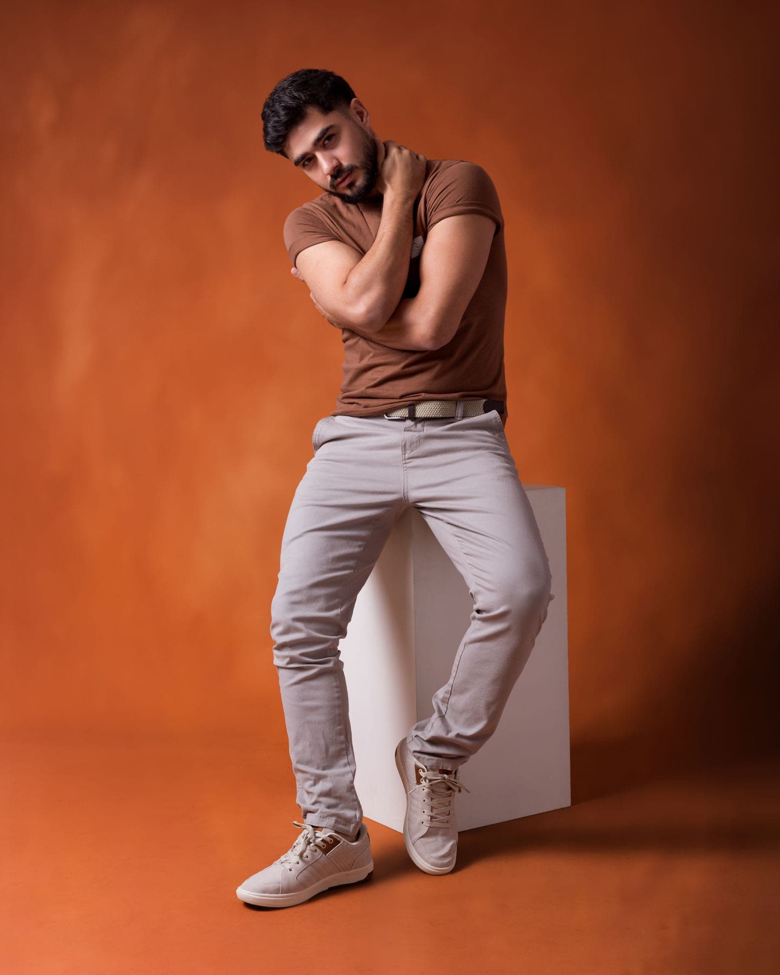 Tapered Trousers in Light Grey