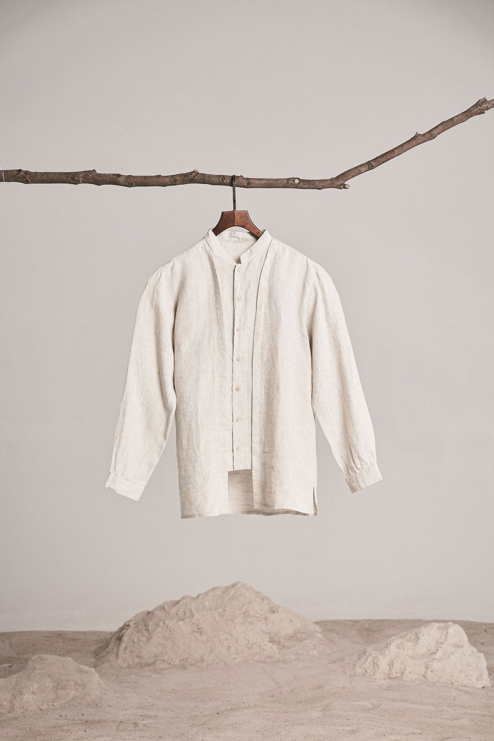 Mandarin Collar Linen Shirt in Ecru